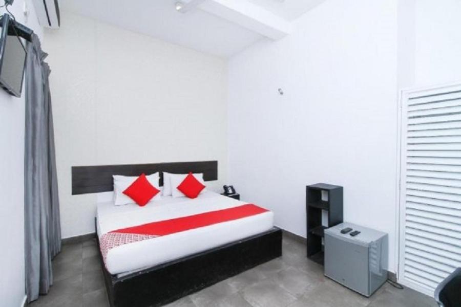 Kings Gate Airport Transit Hotel Katunayaka Extérieur photo