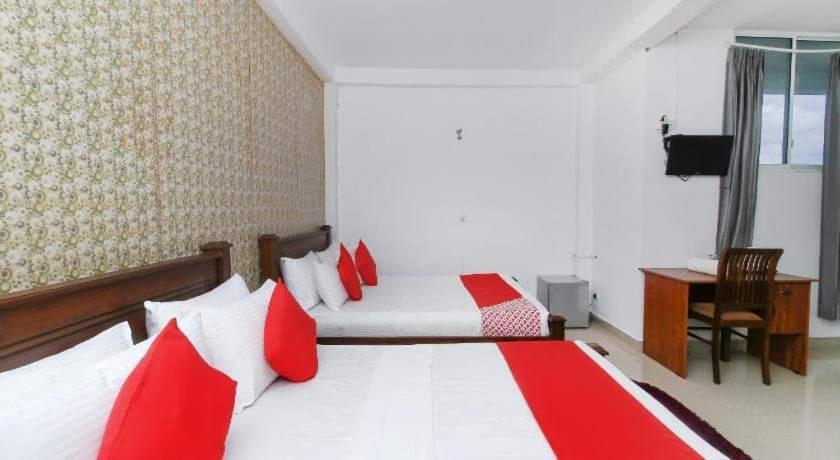 Kings Gate Airport Transit Hotel Katunayaka Extérieur photo