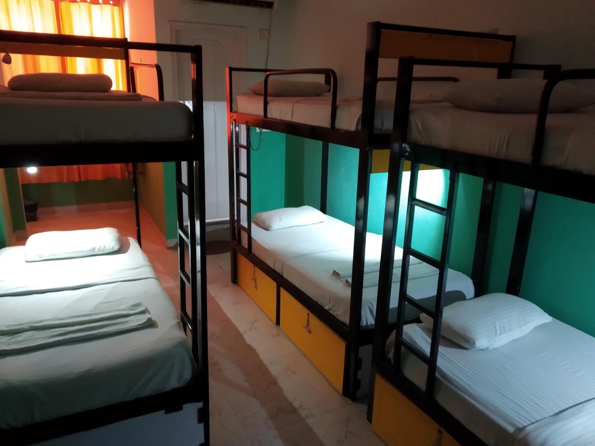 Kings Gate Airport Transit Hotel Katunayaka Extérieur photo